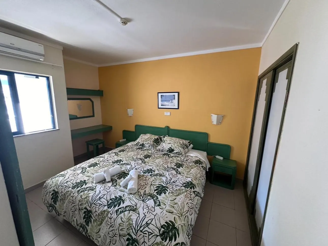 Cozy Apartment In Praia Da Rocha Portimao